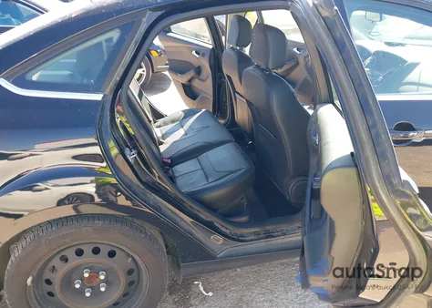 2017 Ford Focus Titanium from USA, damaged, VIN 1FADP3J24HL295571